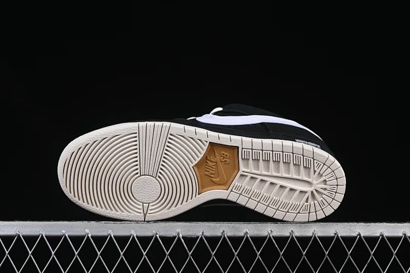 All categories Nk SB Dunk series Nk SB Dunk Low low-top sneakers N version Nike SB Dunk Low Premium black and white SB low-top casual sneakers FN5880-001